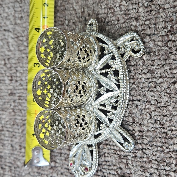 Vintage Gold Tone Turtle Lipstick Holder Filigree MCM Vanity Piece Floral - Picture 6 of 7